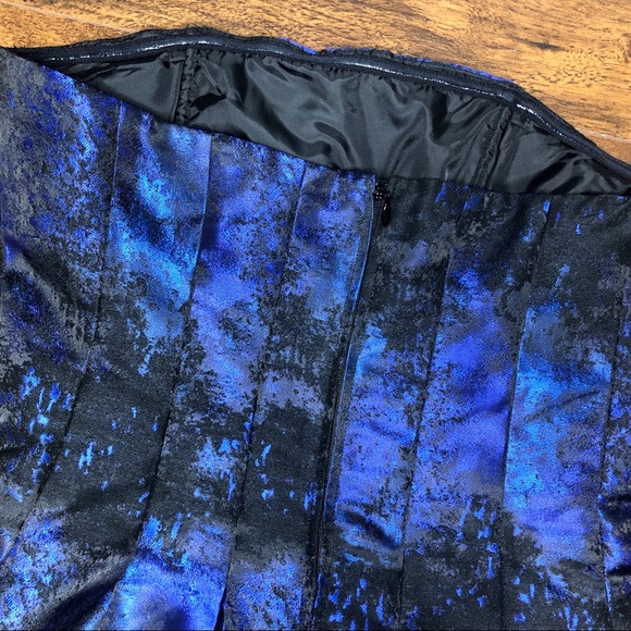 H&M Cocktail Strapless Bubble Dress. - Picture 6 of 8